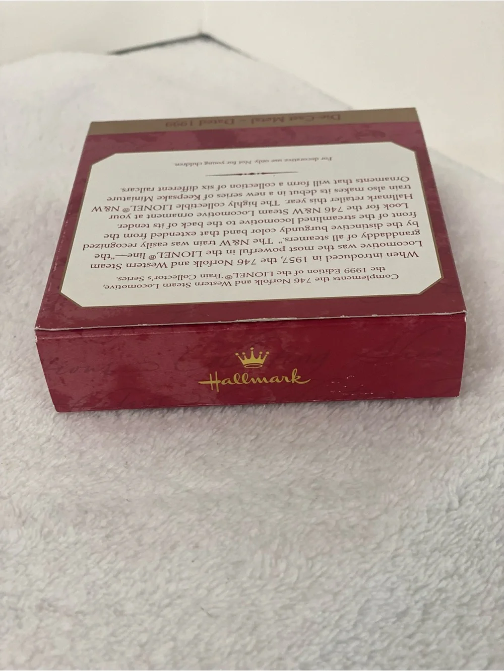 Hallmark Keepsake Lionel The Tender 746 Norfolk and Western Train Ornament 1999